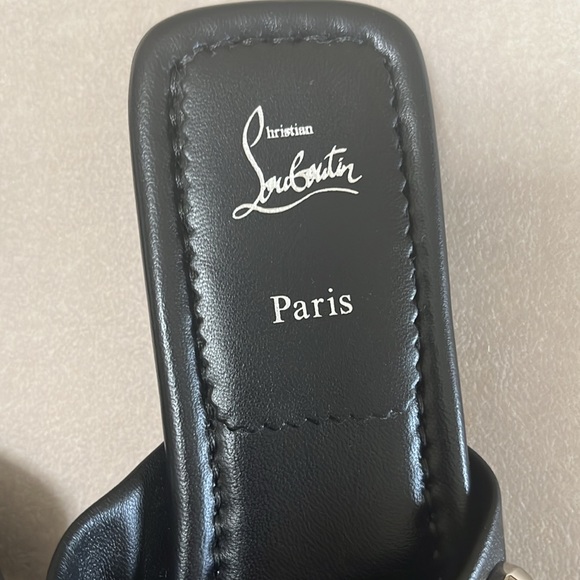 Christian Loubutin Flat NWT - Picture 3 of 7